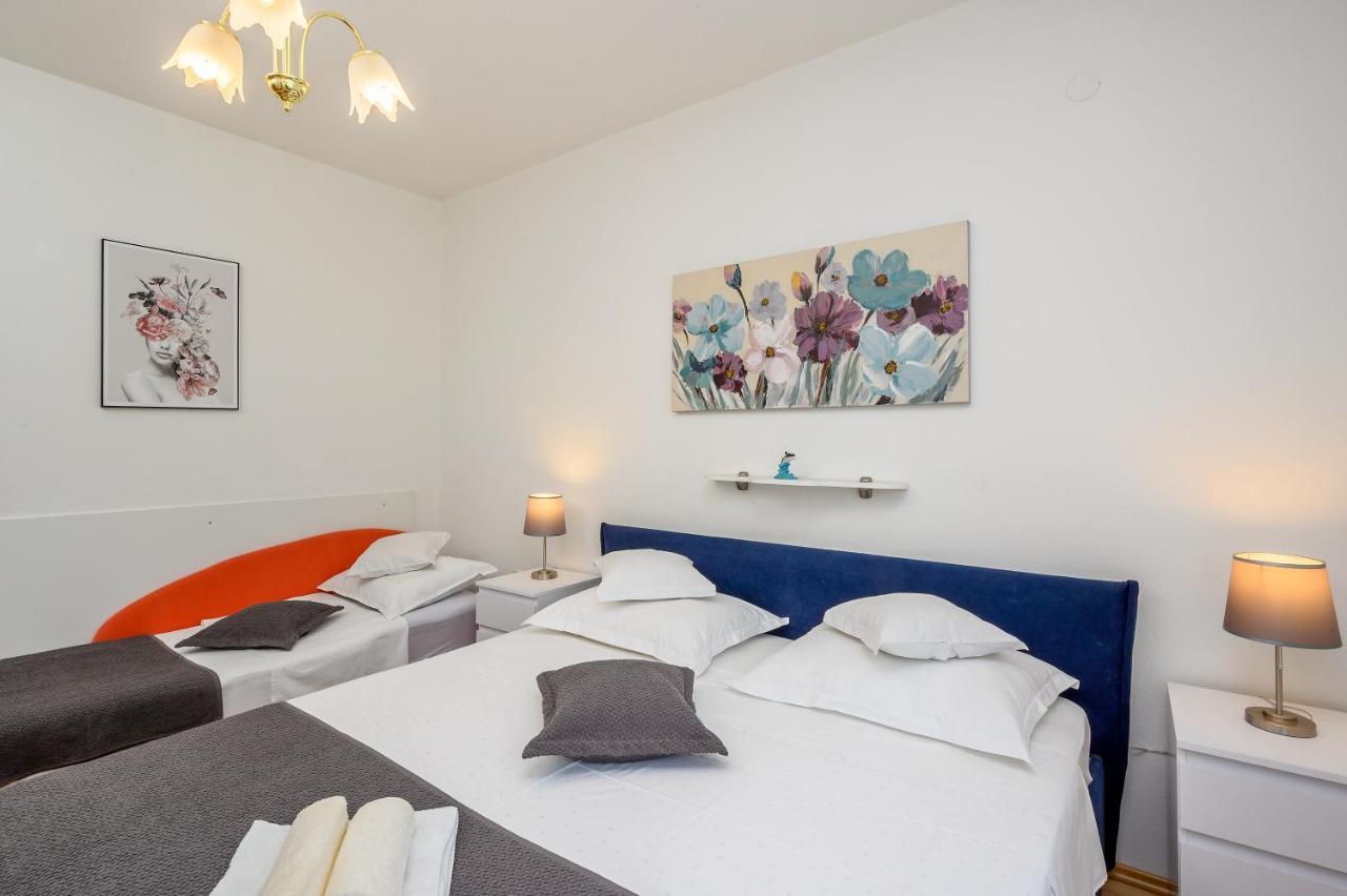 Apartments Juric Podstrana Eksteriør bilde